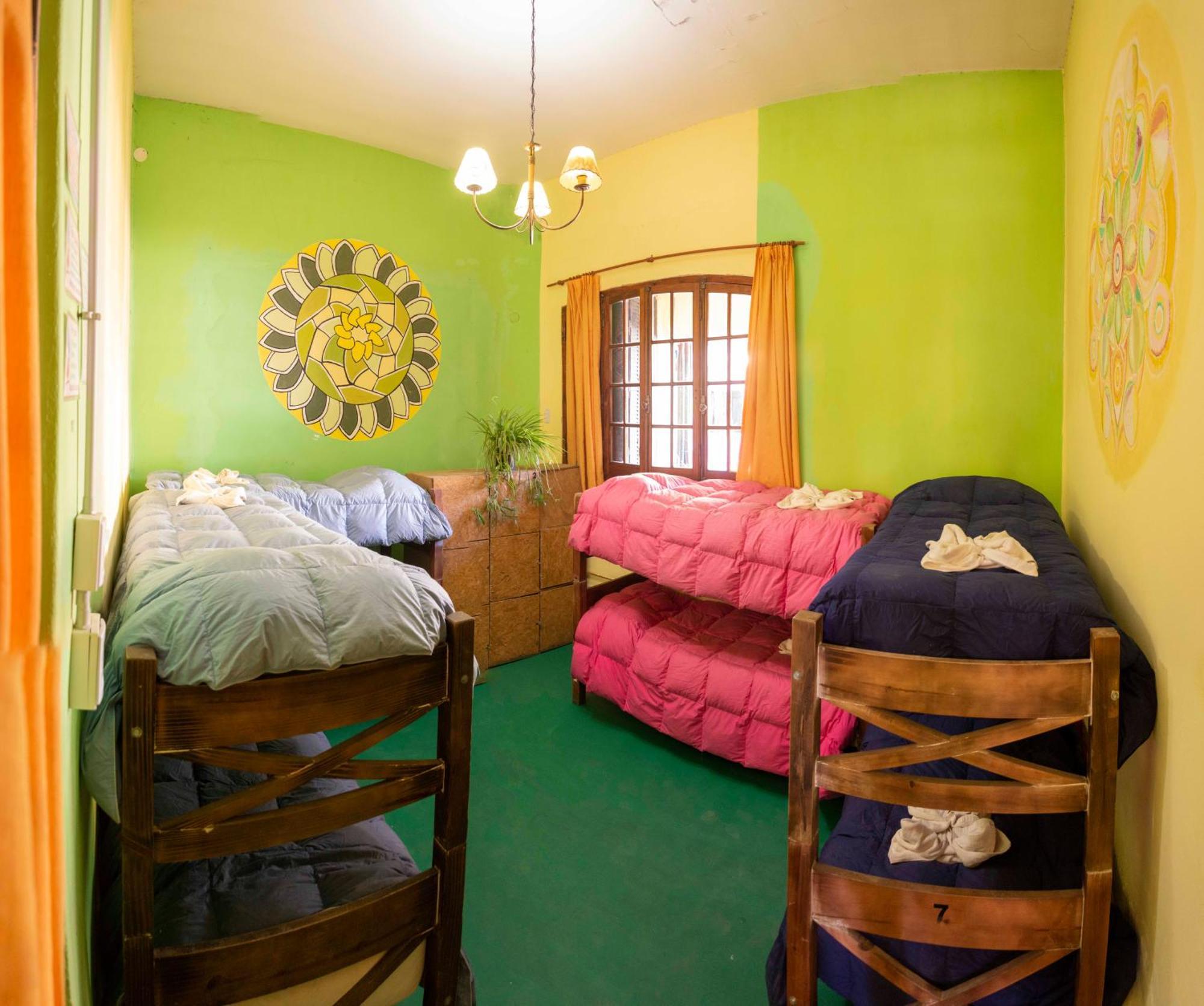 Los 3 Gomez Capilla del Monte Luaran gambar